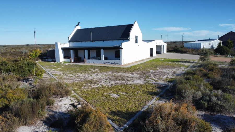 5 Bedroom Property for Sale in Hopefield Western Cape
